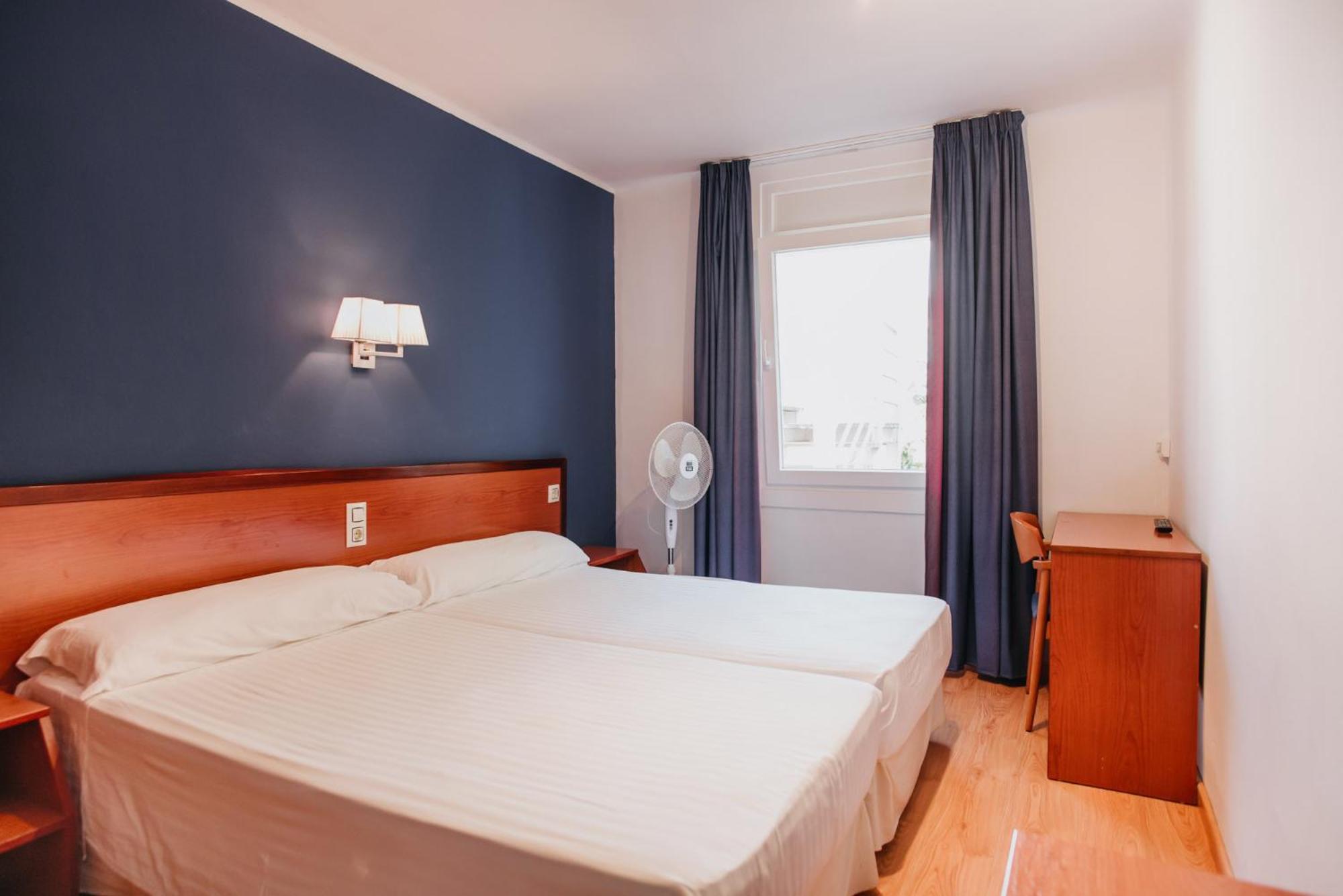 Twin Room,1611061815:JPEG